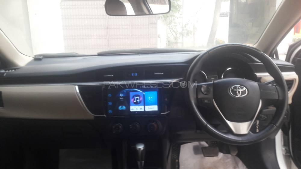 Toyota Corolla 2015 for Sale in Lahore Toyota Corolla 2015 for Sale in Lahore Image-9