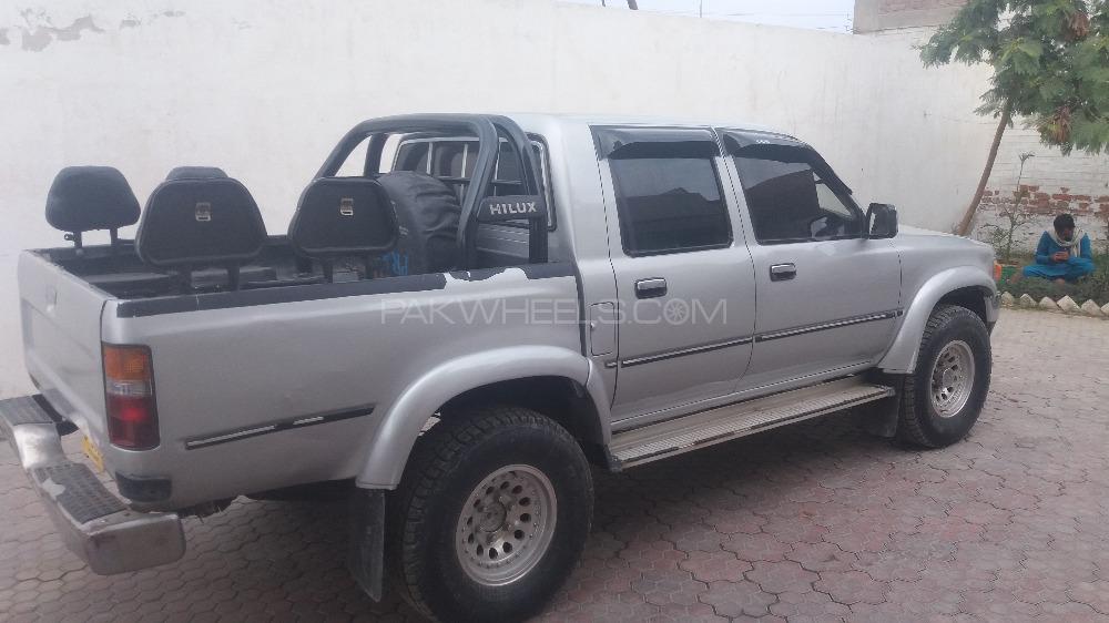 Toyota Hilux 1994 for Sale in Peshawar Toyota Hilux 1994 for Sale in Peshawar Image-5