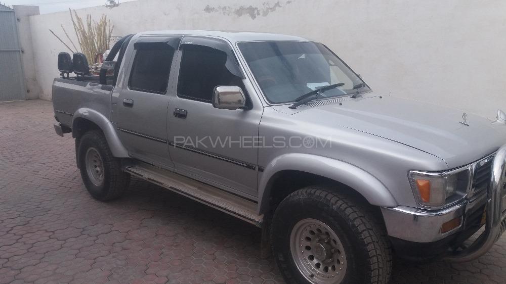 Toyota Hilux 1994 for Sale in Peshawar Toyota Hilux 1994 for Sale in Peshawar Image-6