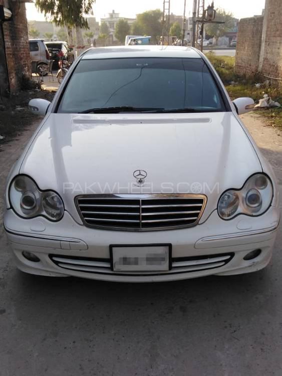 Mercedes Benz C Class 2006 for Sale in Gujranwala Image-1