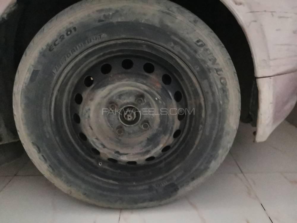 Toyota Vitz 2000 for Sale in Karachi Toyota Vitz 2000 for Sale in Karachi Image-11