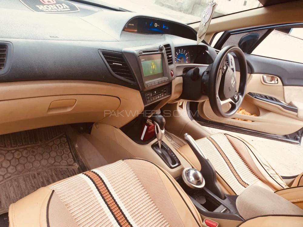 Honda Civic 2013 for Sale in Peshawar Honda Civic 2013 for Sale in Peshawar Image-6