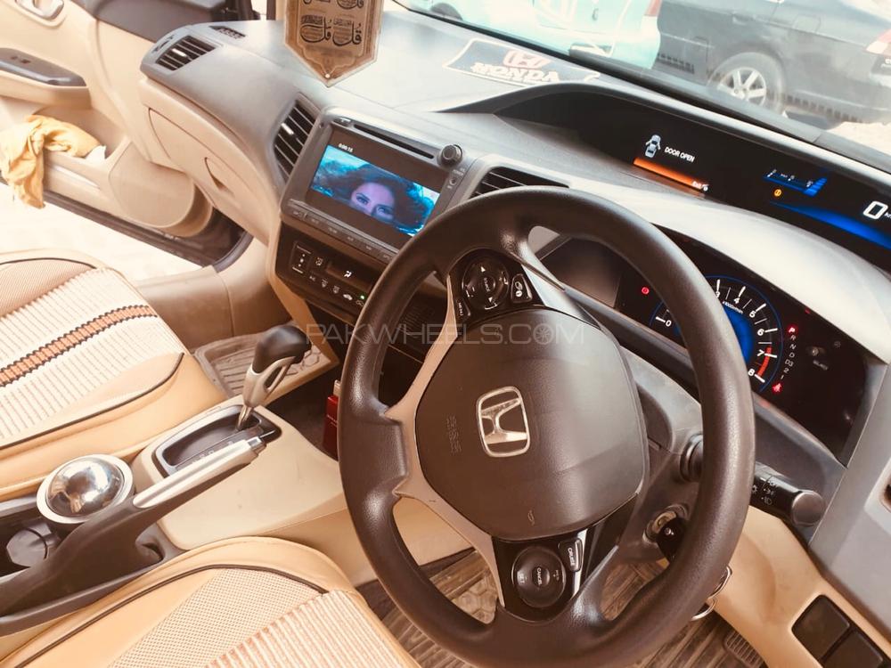 Honda Civic 2013 for Sale in Peshawar Honda Civic 2013 for Sale in Peshawar Image-7