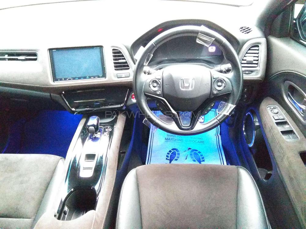 Honda Vezel 2017 for Sale in Lahore Honda Vezel 2017 for Sale in Lahore Image-8