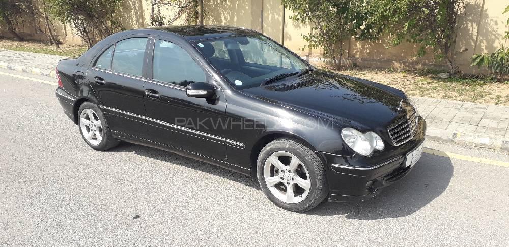Mercedes Benz C Class 2006 for Sale in Rawalpindi Mercedes Benz C Class 2006 for Sale in Rawalpindi Image-11