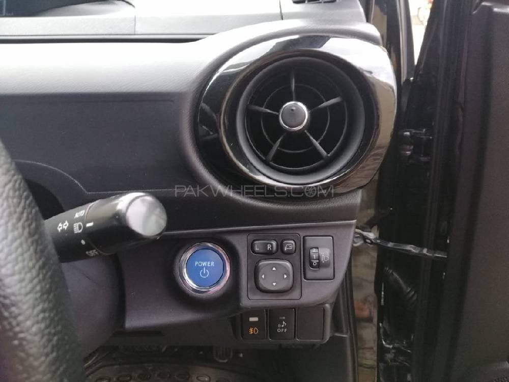 Toyota Aqua 2015 for Sale in Lahore Toyota Aqua 2015 for Sale in Lahore Image-9