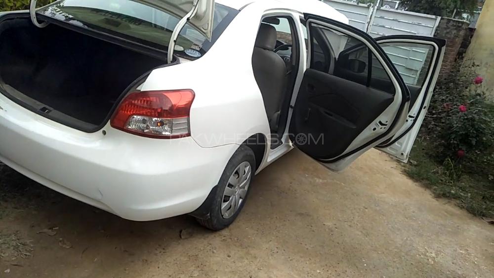 Toyota Belta 2009 for Sale in Sialkot Toyota Belta 2009 for Sale in Sialkot Image-3