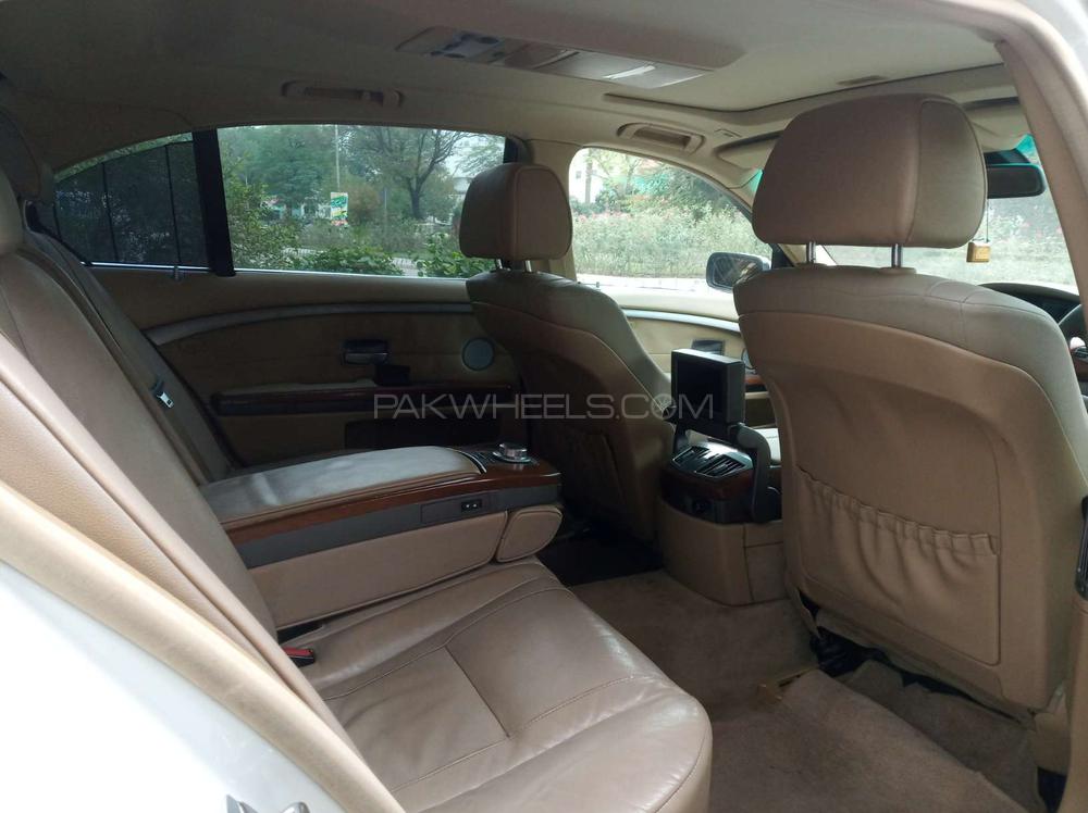BMW 7 Series 2006 for Sale in Islamabad BMW 7 Series 2006 for Sale in Islamabad Image-11