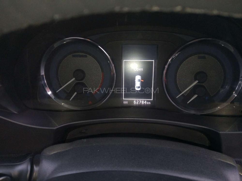 Toyota Corolla 2017 for Sale in Gujranwala Toyota Corolla 2017 for Sale in Gujranwala Image-11