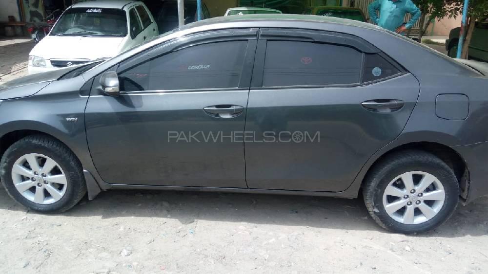 Toyota Corolla 2016 for Sale in Jalalpur Jattan Toyota Corolla 2016 for Sale in Jalalpur Jattan Image-9