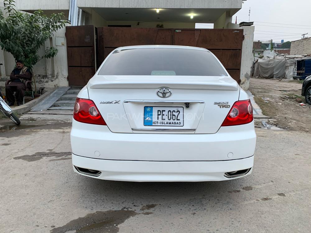 Toyota Mark X 2005 for Sale in Lahore Toyota Mark X 2005 for Sale in Lahore Image-5