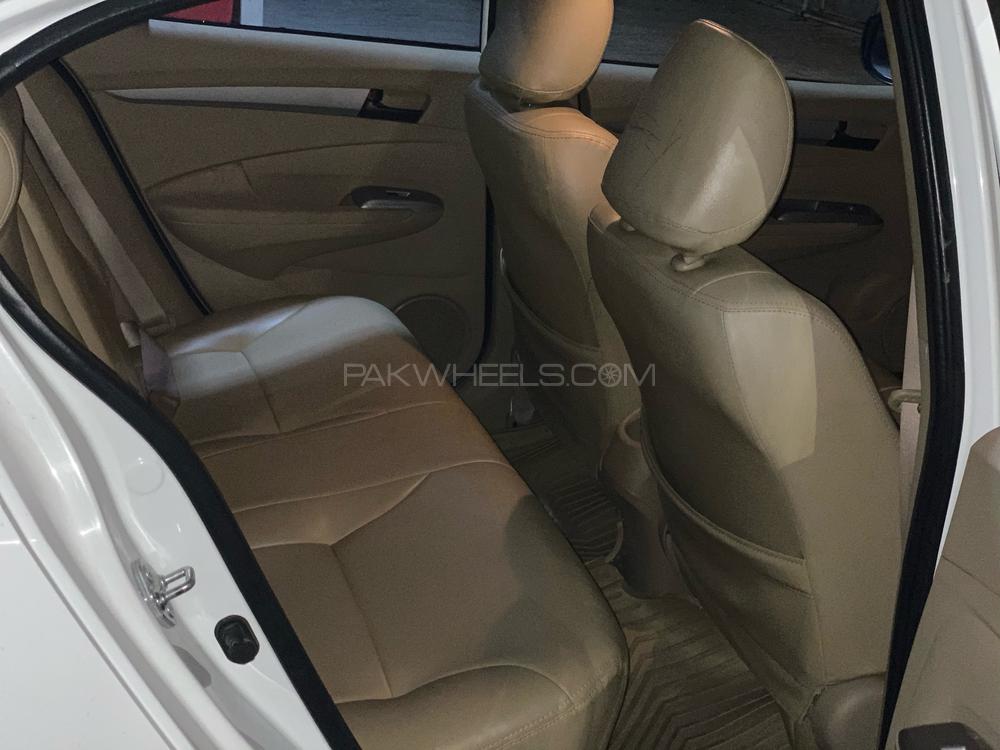 Honda City 2017 for Sale in Lahore Honda City 2017 for Sale in Lahore Image-12