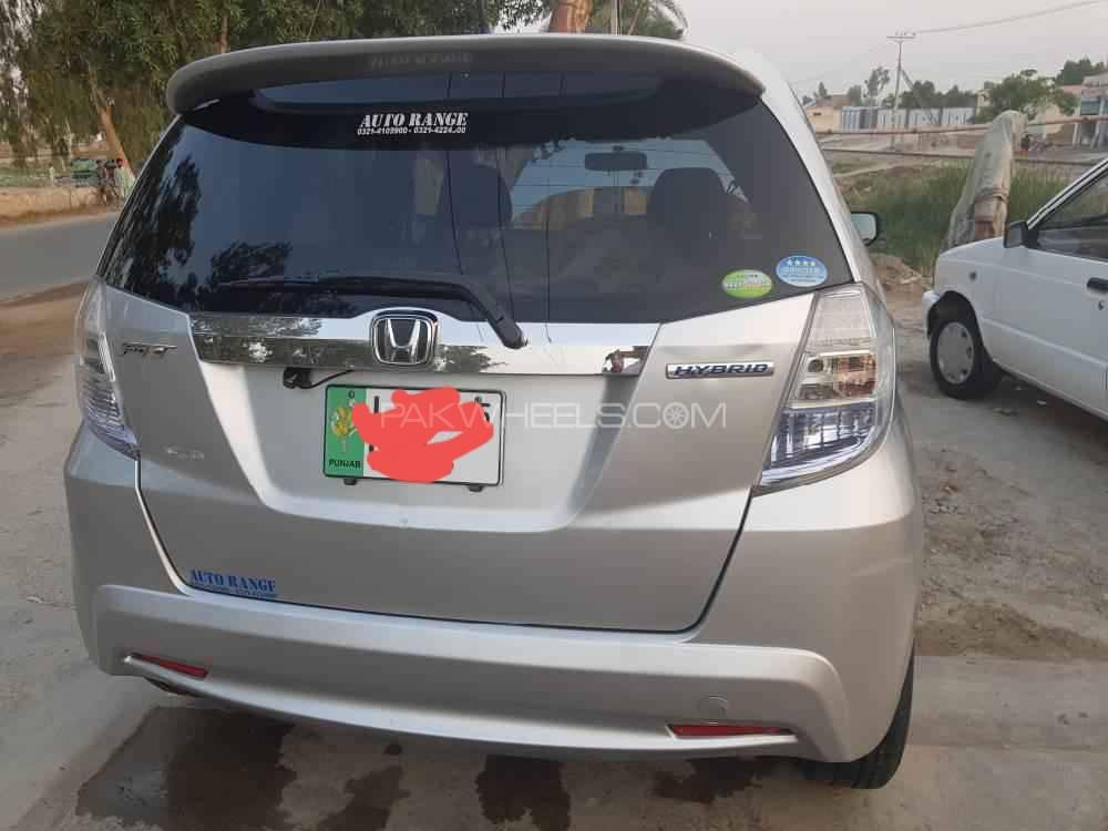 Honda Fit 2011 for Sale in Multan Honda Fit 2011 for Sale in Multan Image-2