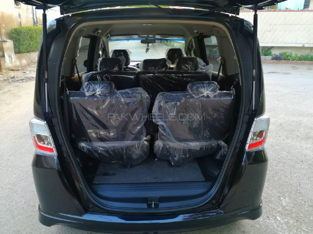 Honda Freed 2012 for Sale in Karachi Honda Freed 2012 for Sale in Karachi Image-4