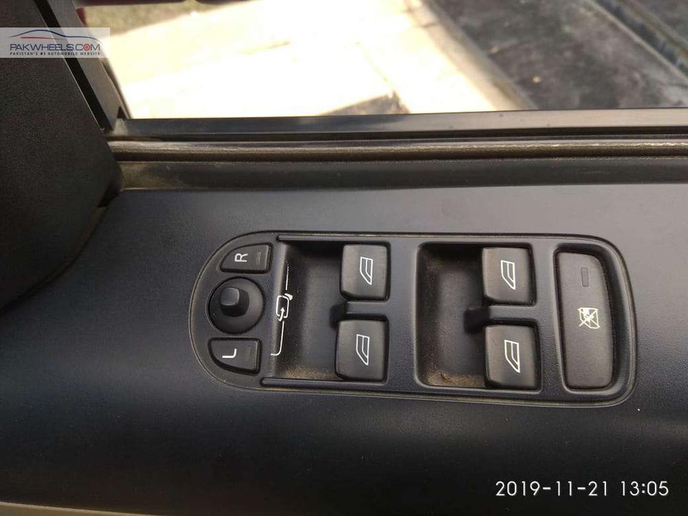 Land Rover Freelander 2008 for Sale in Lahore Land Rover Freelander 2008 for Sale in Lahore Image-10