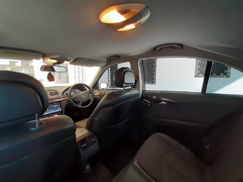 مرسڈیز بینز ای کلاس 2004 for Sale in نوشہرہ کینٹ مرسڈیز بینز ای کلاس 2004 for Sale in نوشہرہ کینٹ Image-12