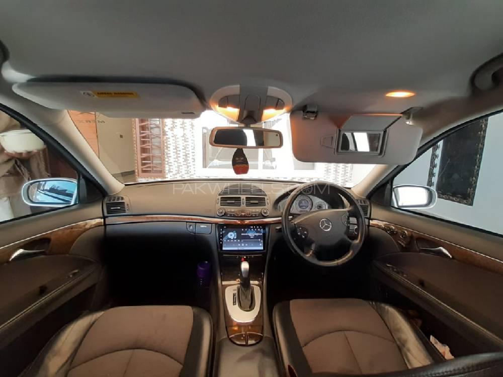 مرسڈیز بینز ای کلاس 2004 for Sale in نوشہرہ کینٹ مرسڈیز بینز ای کلاس 2004 for Sale in نوشہرہ کینٹ Image-10