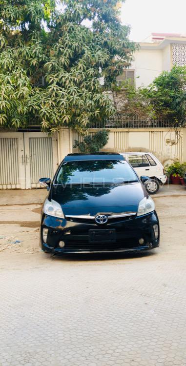 Toyota Prius 2011 for Sale in Hyderabad Image-1