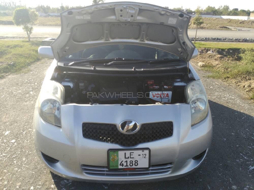Toyota Vitz 2006 for Sale in Mardan Toyota Vitz 2006 for Sale in Mardan Image-12