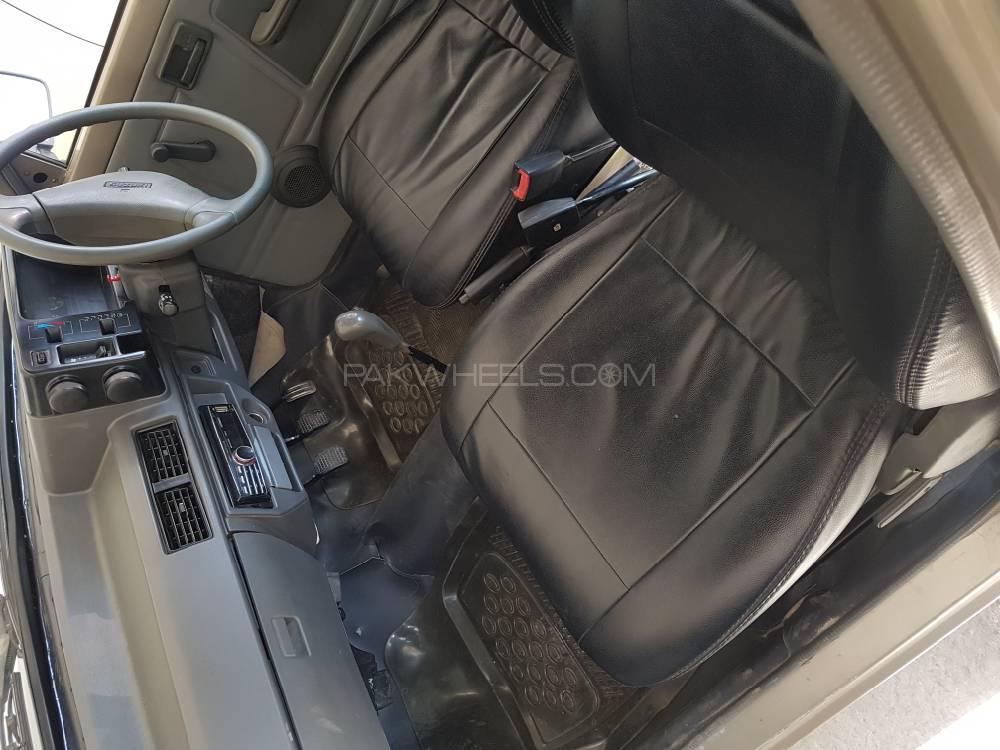 Suzuki Mehran 2017 for Sale in Lahore Suzuki Mehran 2017 for Sale in Lahore Image-11