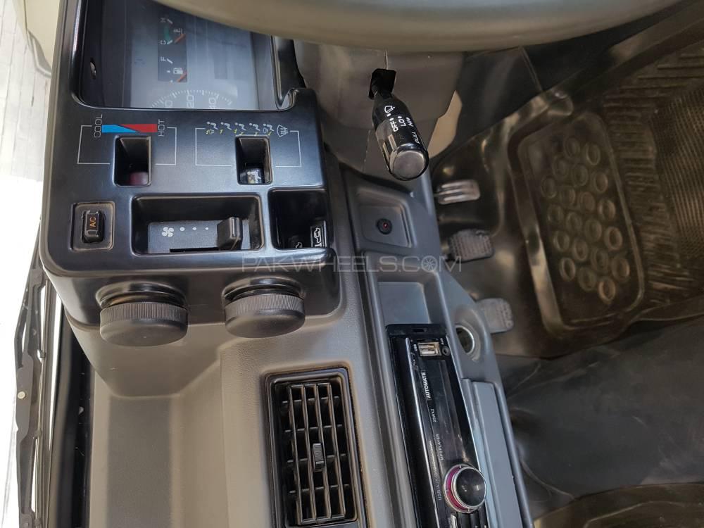Suzuki Mehran 2017 for Sale in Lahore Suzuki Mehran 2017 for Sale in Lahore Image-12