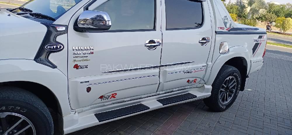 ٹویوٹا ہائیلکس 2012 for Sale in لاہور ٹویوٹا ہائیلکس 2012 for Sale in لاہور Image-6