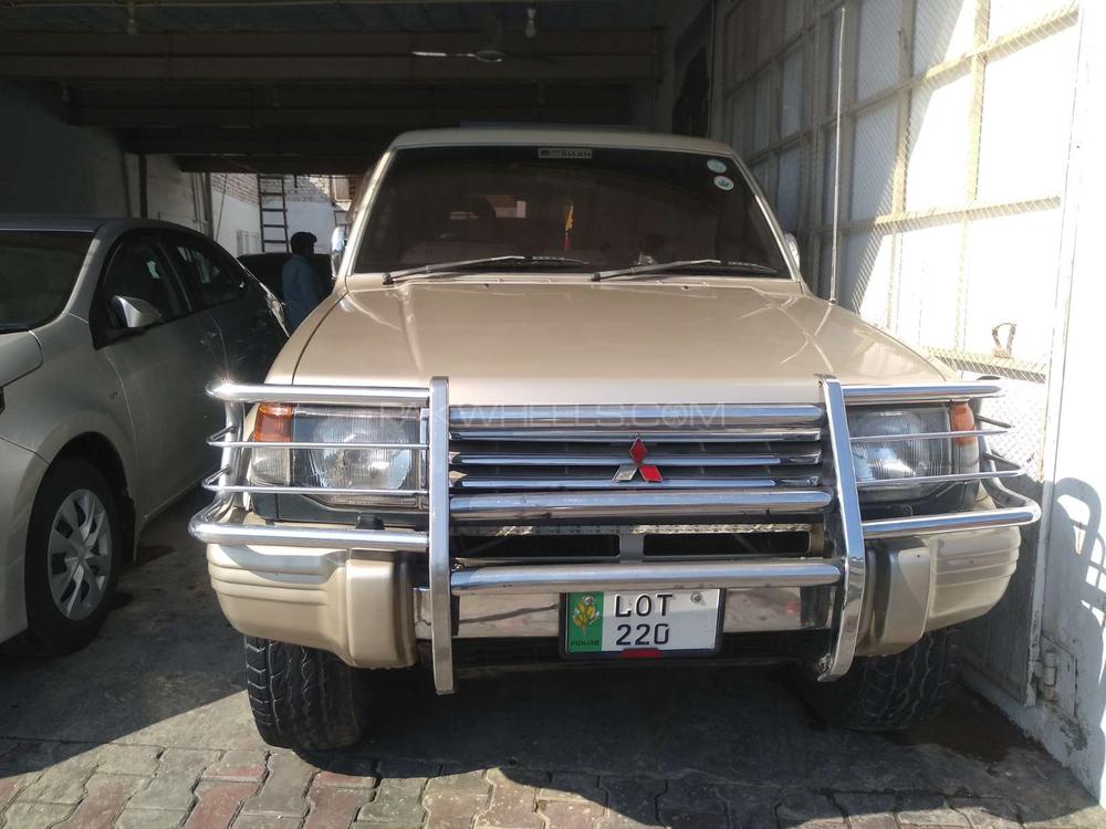 Mitsubishi Pajero 1995 for Sale in Multan Image-1