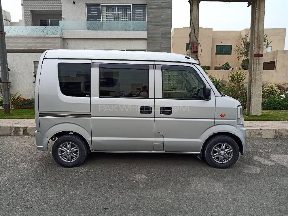 مازدا سکرم وین 2013 for Sale in لاہور مازدا سکرم وین 2013 for Sale in لاہور Image-4