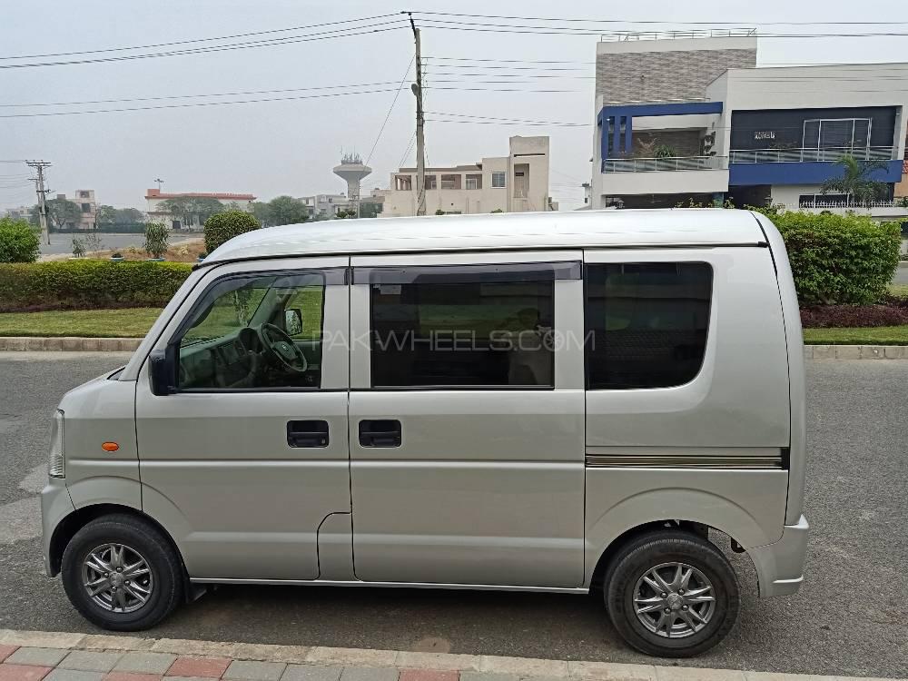 مازدا سکرم وین 2013 for Sale in لاہور مازدا سکرم وین 2013 for Sale in لاہور Image-9