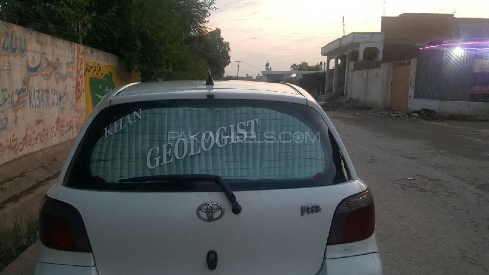 Toyota Vitz 2000 for Sale in Peshawar Toyota Vitz 2000 for Sale in Peshawar Image-4