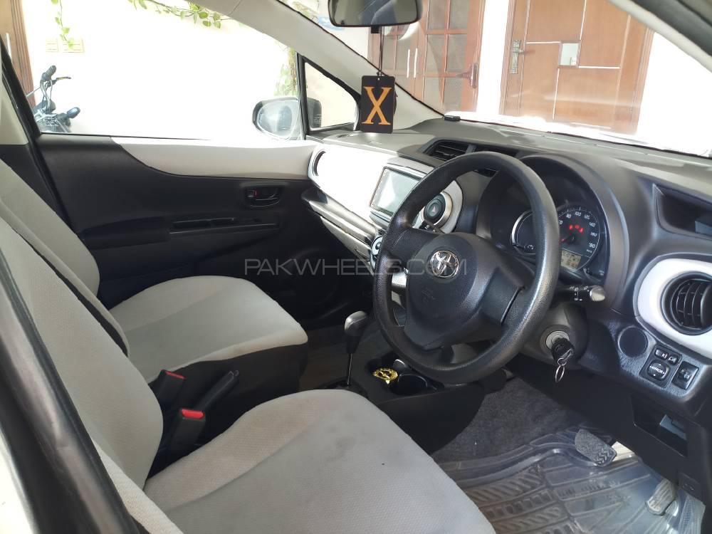 Toyota Vitz 2013 for Sale in Lahore Toyota Vitz 2013 for Sale in Lahore Image-6