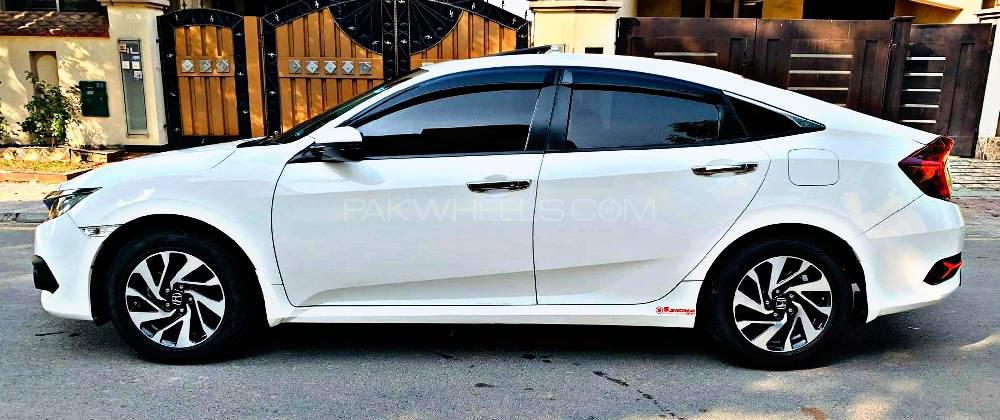 Honda Civic 2017 for Sale in Lahore Honda Civic 2017 for Sale in Lahore Image-7