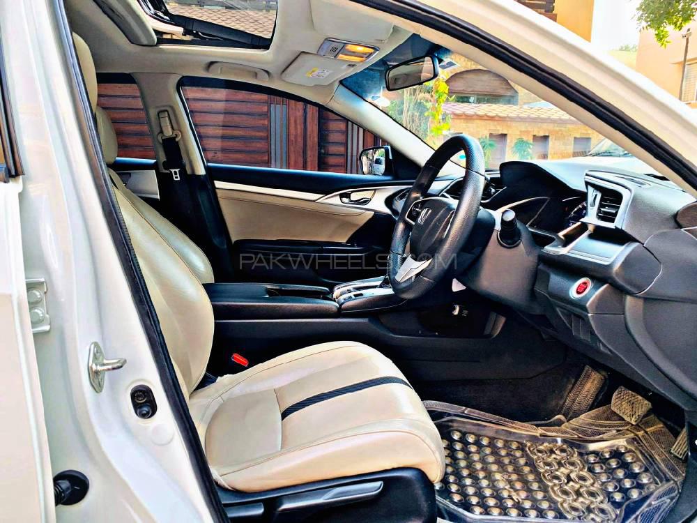 Honda Civic 2017 for Sale in Lahore Honda Civic 2017 for Sale in Lahore Image-15