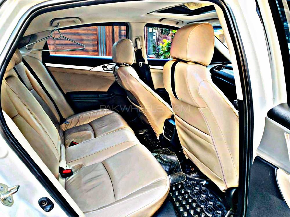 Honda Civic 2017 for Sale in Lahore Honda Civic 2017 for Sale in Lahore Image-16