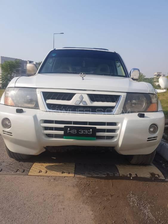 Mitsubishi Pajero 2004 for Sale in Islamabad Mitsubishi Pajero 2004 for Sale in Islamabad Image-12