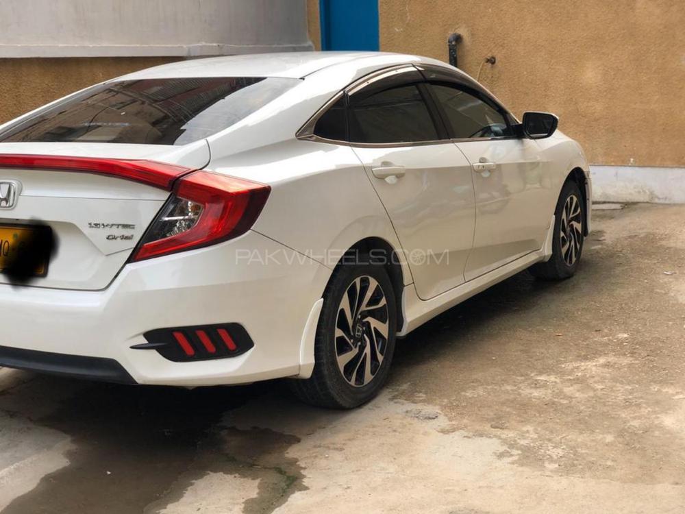 Honda Civic 2018 for Sale in Karachi Honda Civic 2018 for Sale in Karachi Image-4