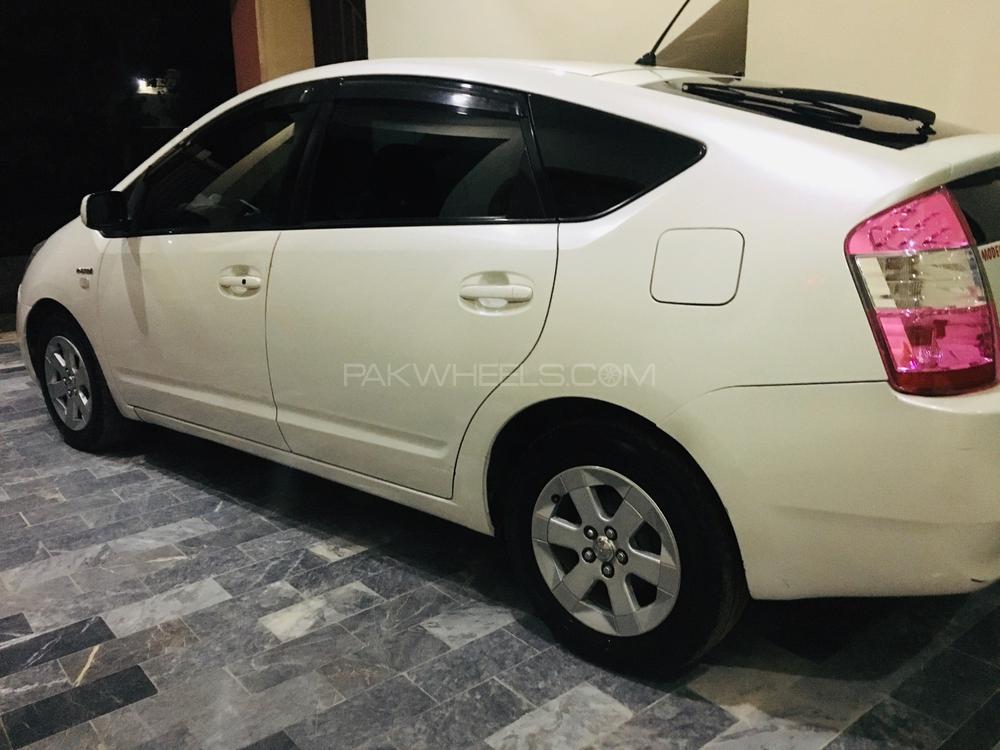 Toyota Prius 2008 for Sale in Peshawar Toyota Prius 2008 for Sale in Peshawar Image-6