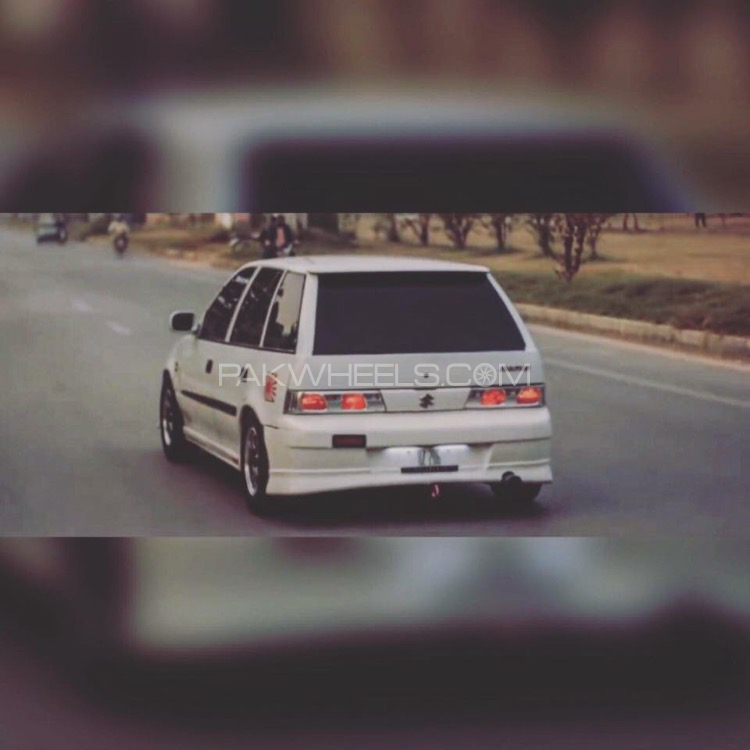 Suzuki Cultus - 2010  Suzuki Cultus - 2010  Image-2