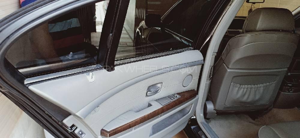 BMW 7 Series 2004 for Sale in Faisalabad BMW 7 Series 2004 for Sale in Faisalabad Image-12