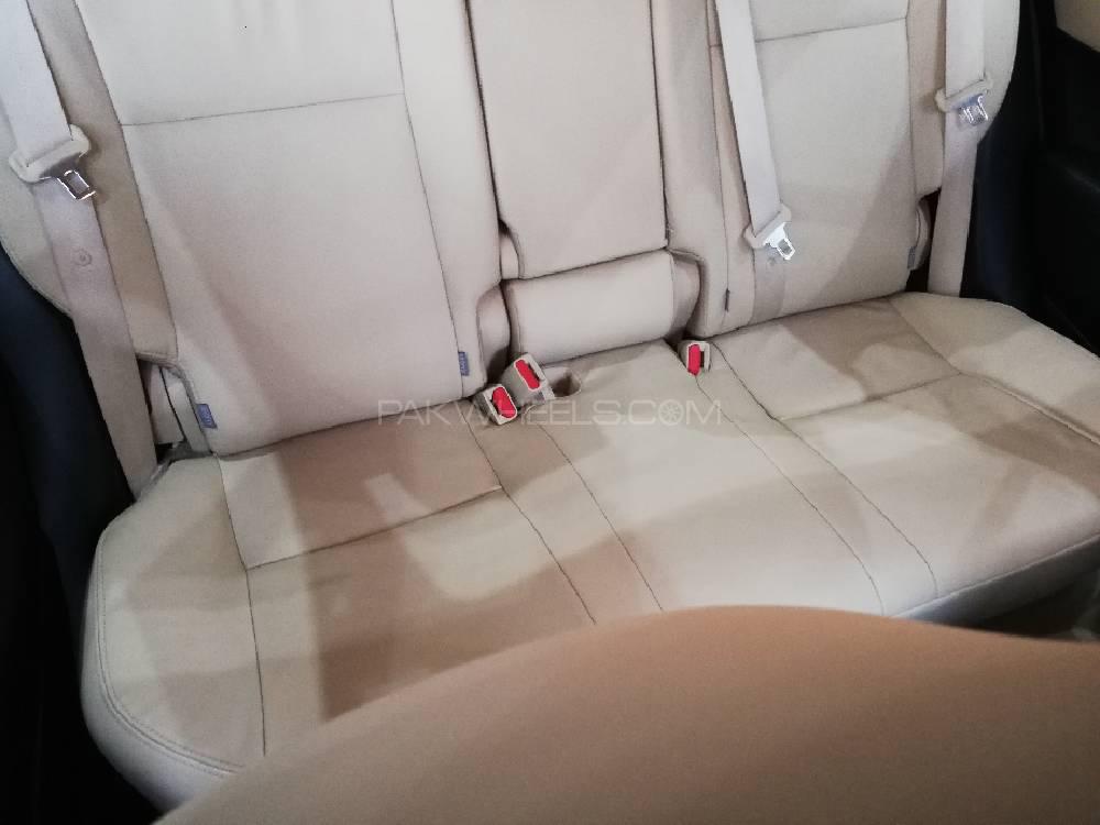 Toyota Corolla 2018 for Sale in Multan Toyota Corolla 2018 for Sale in Multan Image-13