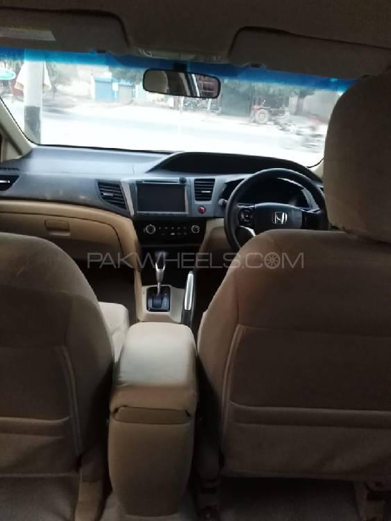 Honda Civic 2014 for Sale in Vehari Honda Civic 2014 for Sale in Vehari Image-2
