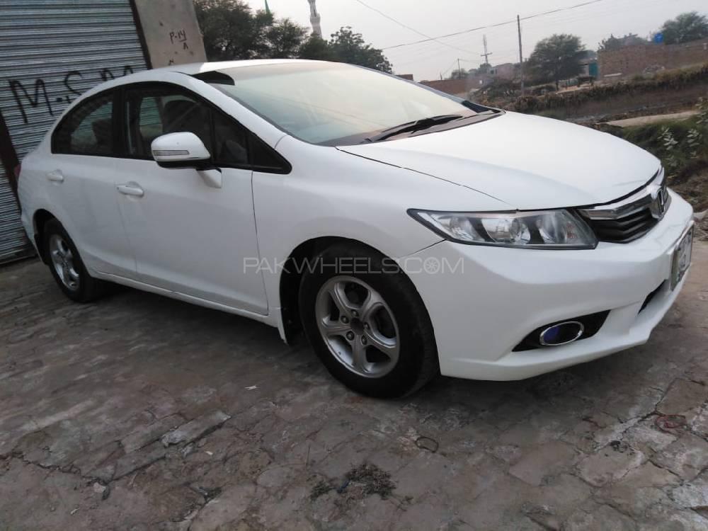 Honda Civic 2014 for Sale in Vehari Honda Civic 2014 for Sale in Vehari Image-9