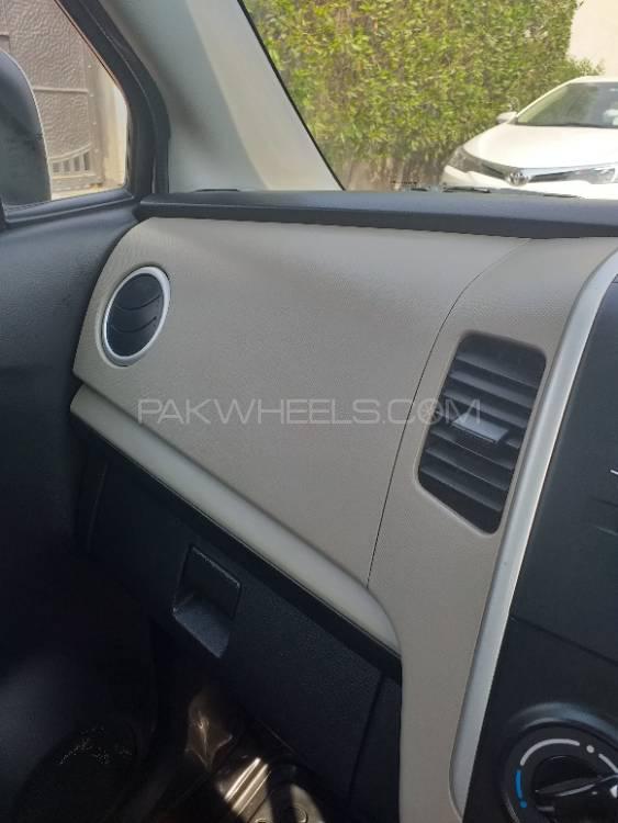Suzuki Wagon R 2017 for Sale in Faisalabad Suzuki Wagon R 2017 for Sale in Faisalabad Image-5
