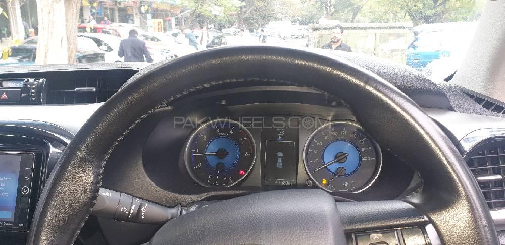 Toyota Hilux 2018 for Sale in Islamabad Toyota Hilux 2018 for Sale in Islamabad Image-4