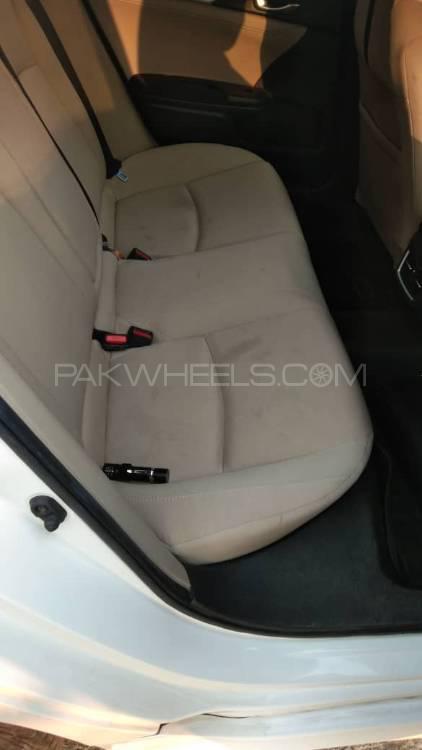 Honda Civic 2017 for Sale in Lahore Honda Civic 2017 for Sale in Lahore Image-6