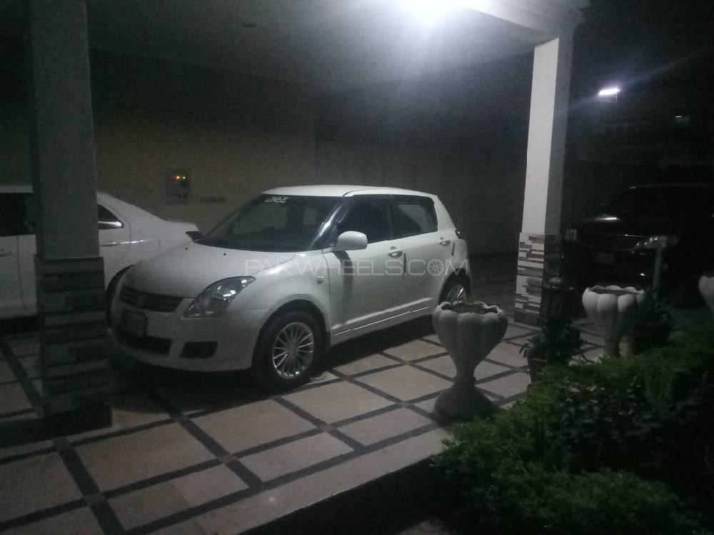 سوزوکی سوئفٹ 2013 for Sale in پشاور سوزوکی سوئفٹ 2013 for Sale in پشاور Image-3