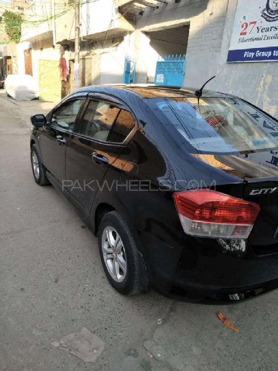 Honda City 2013 for Sale in Lahore Honda City 2013 for Sale in Lahore Image-9