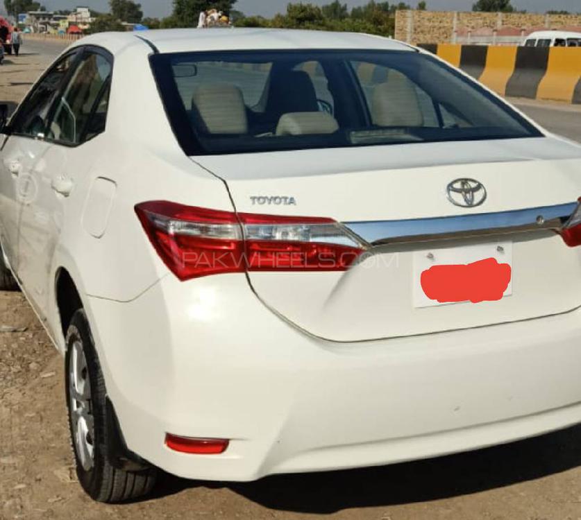 Toyota Corolla 2014 for Sale in Kohat Image-1