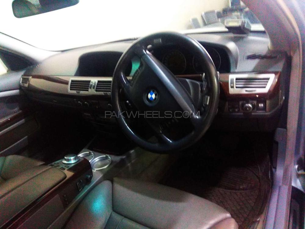 بی ایم ڈبلیو 7 سیریز 2006 for Sale in لاہور بی ایم ڈبلیو 7 سیریز 2006 for Sale in لاہور Image-7