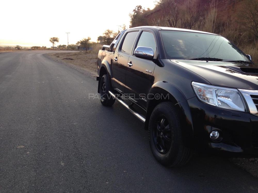 Toyota Hilux 2015 for Sale in Sara-E-Alamgir Image-1